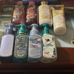 Bath & Body Works Hand Soap and Body Wash Set